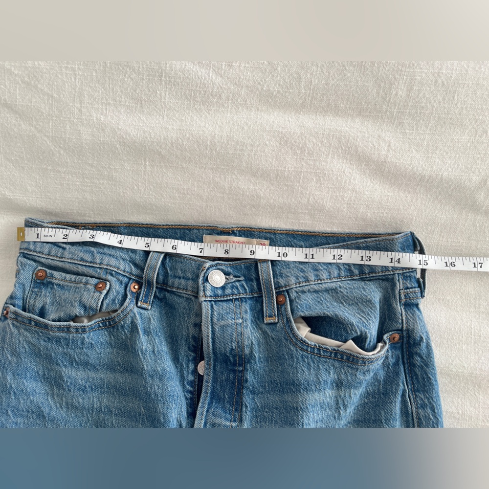 Levi’s Wedgie Straight Fit Womens Jeans 29 - Picture 3 of 14